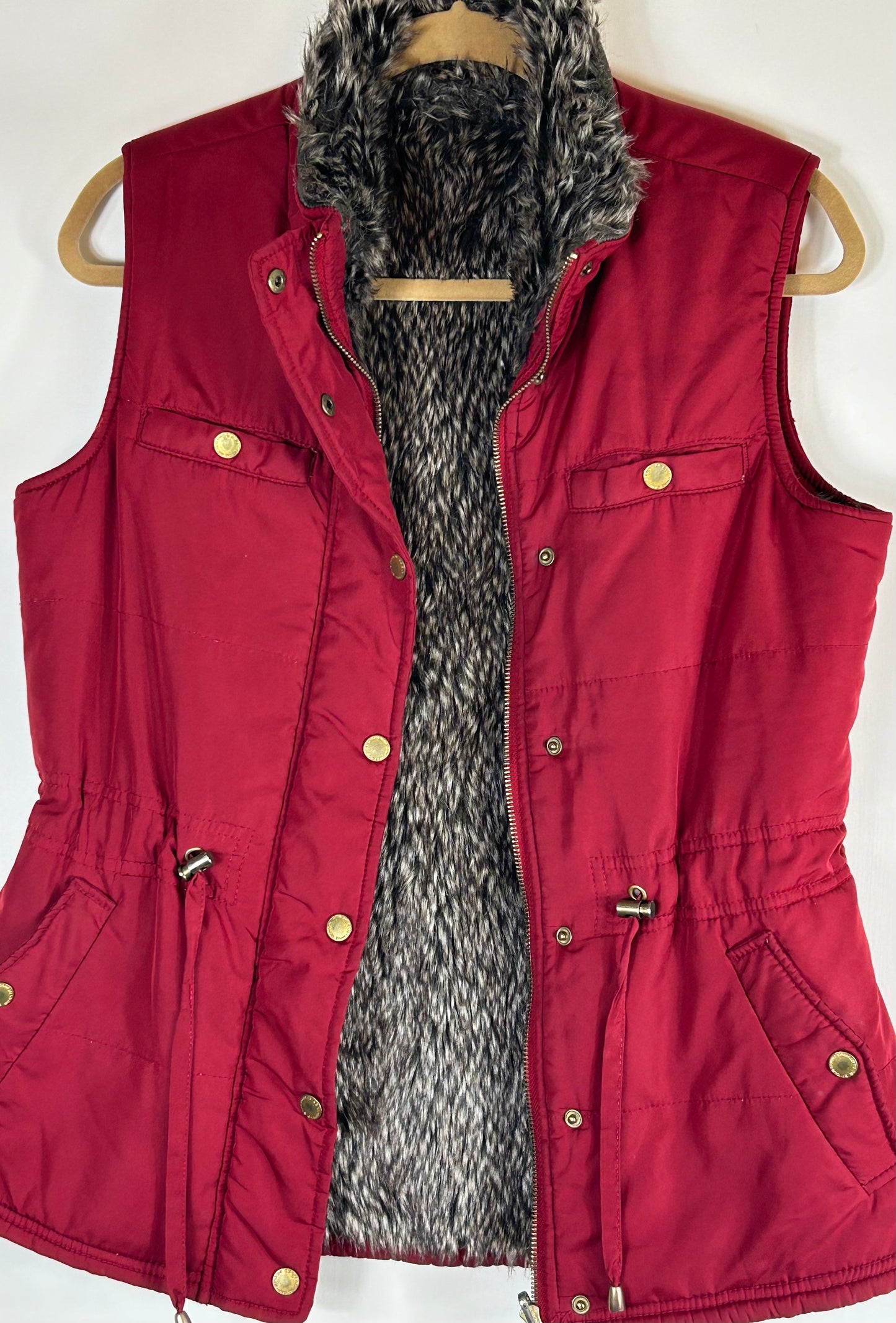 Deep Red Ladies BG Clothing Gillett