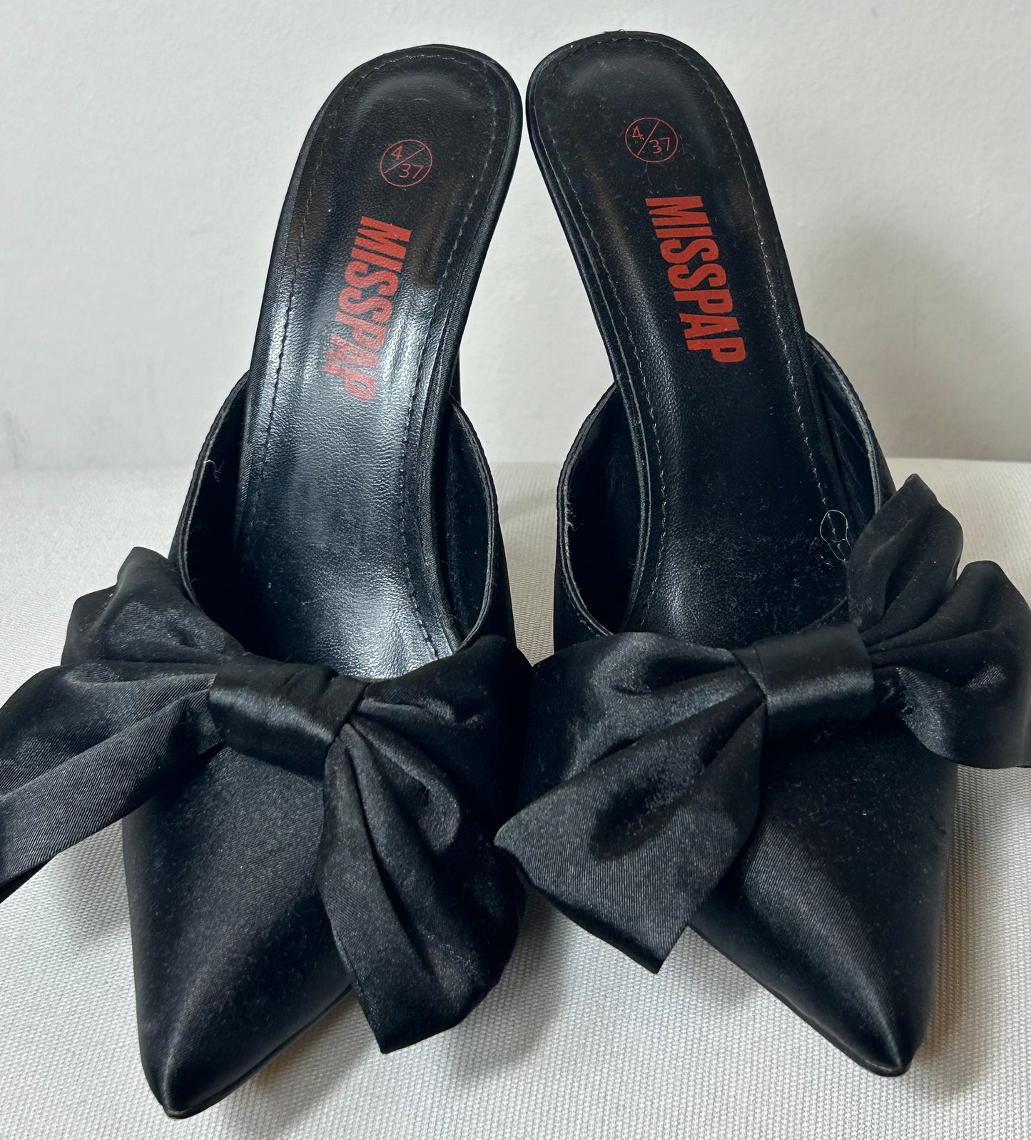 Black Stiletto Evening Shoe with bow