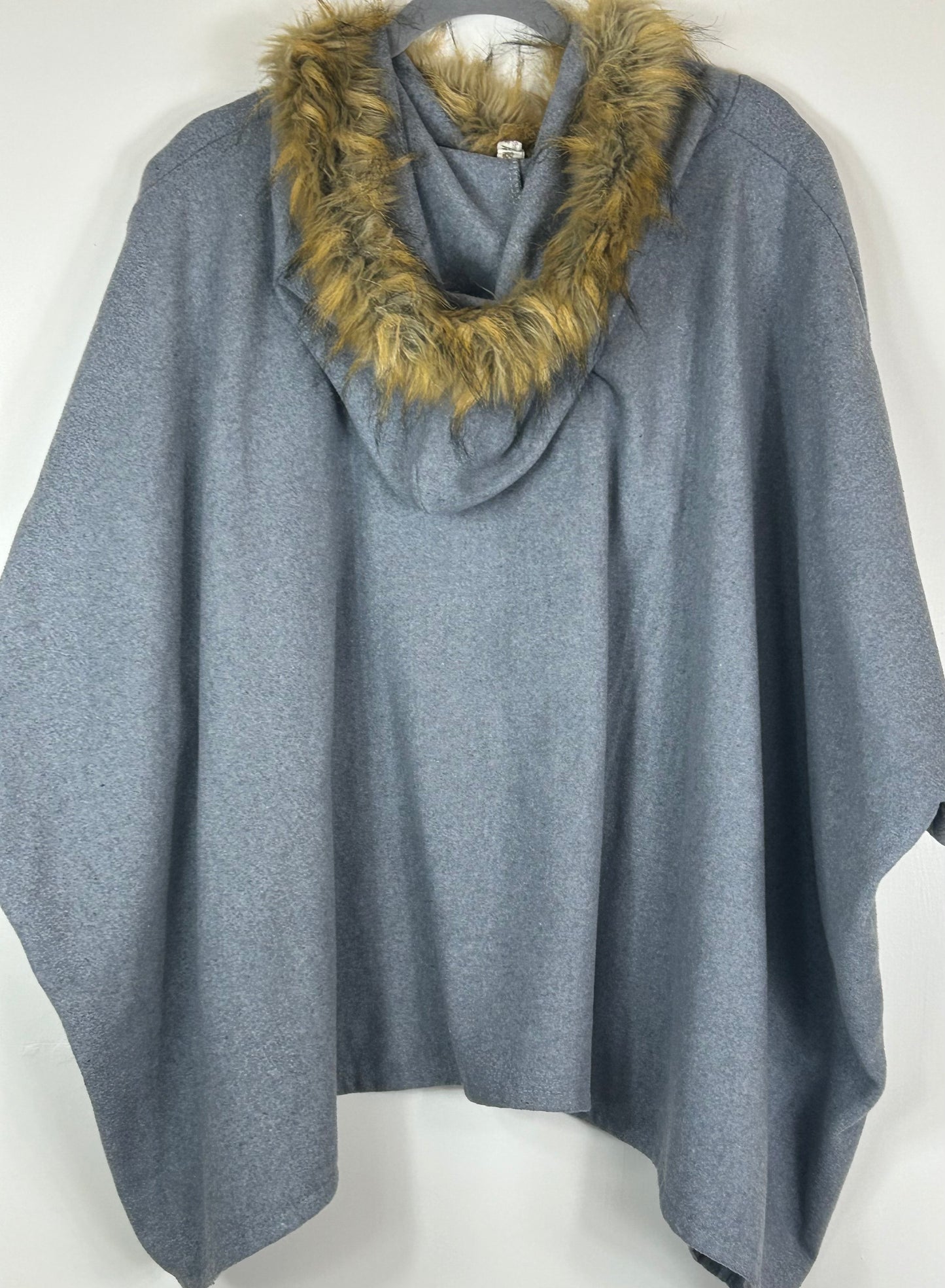 Pale Grey Ladies Cape