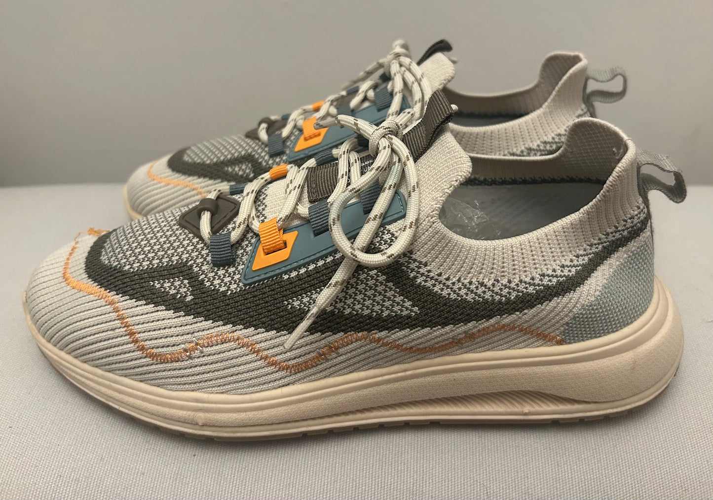Beige Pull & Bear Trainers