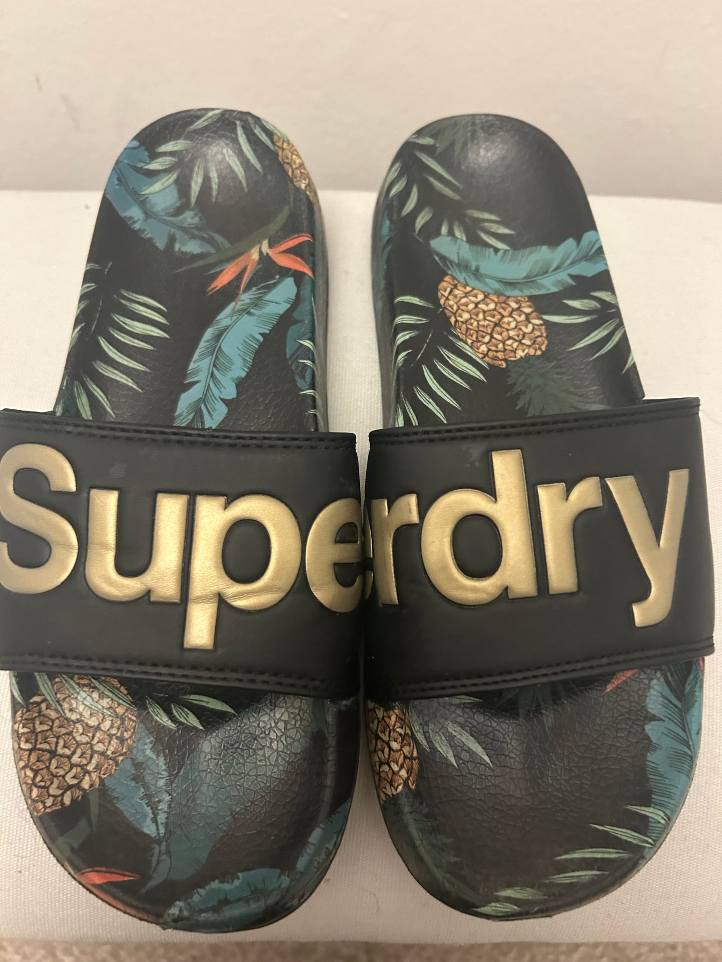 Black, Jungle & Gold Print Sliders
