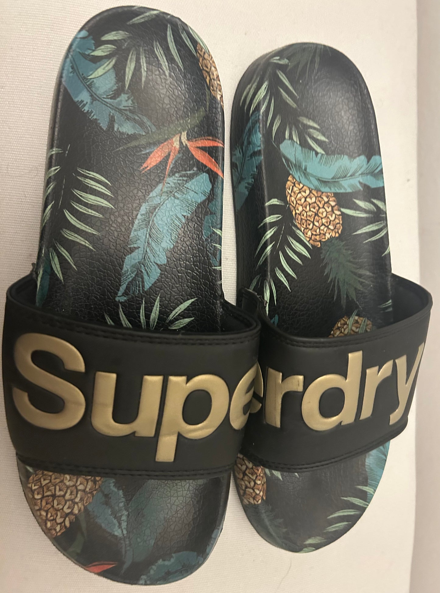 Black, Jungle & Gold Print Sliders