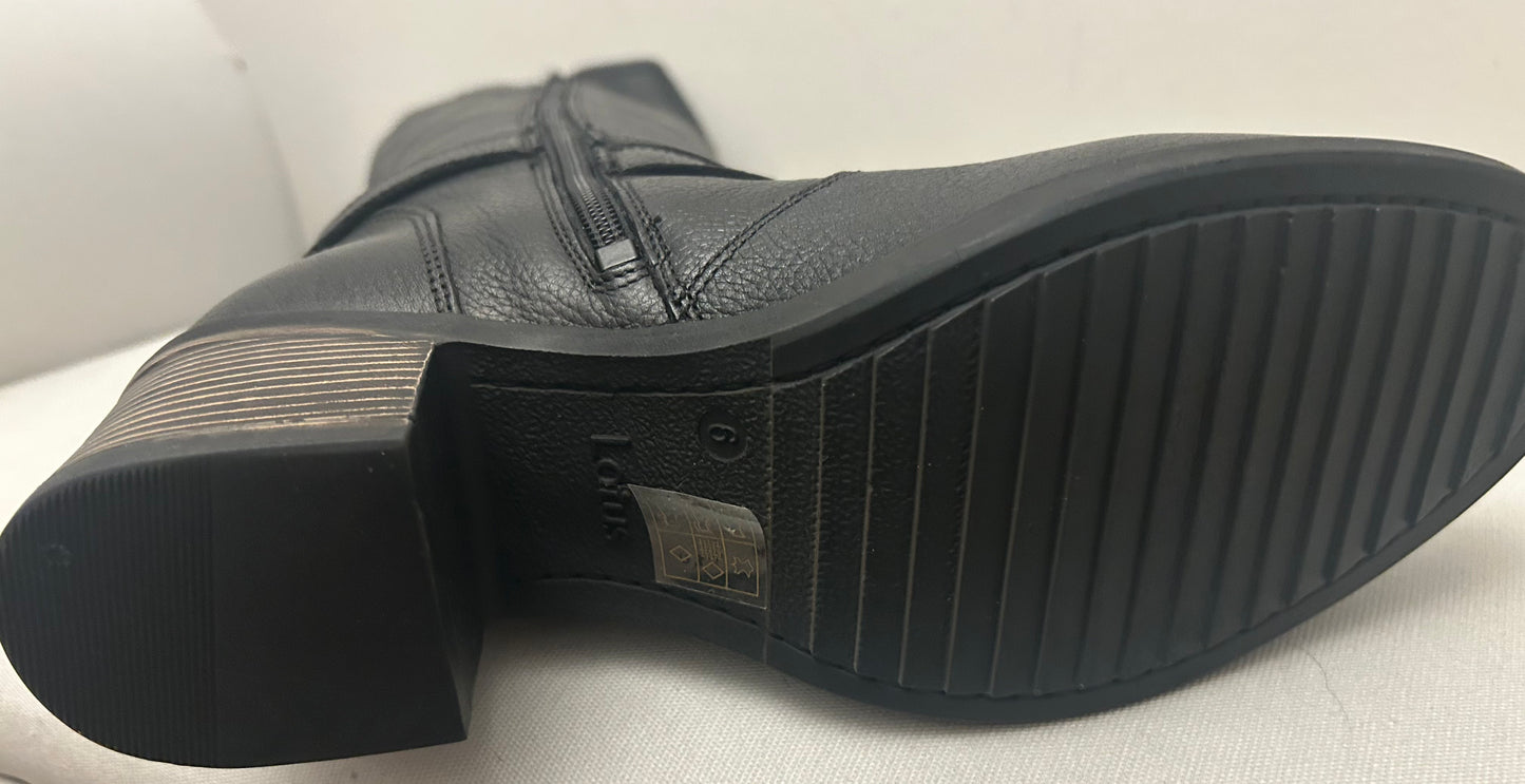 BLACK  Lotus Boots