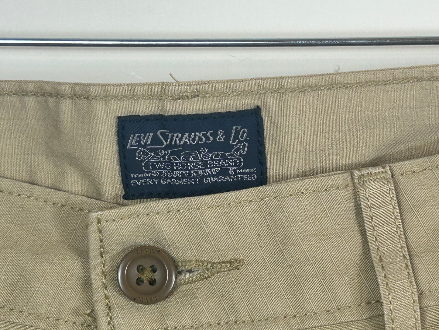 Beige LEVIS Gents Cargo Shorts
