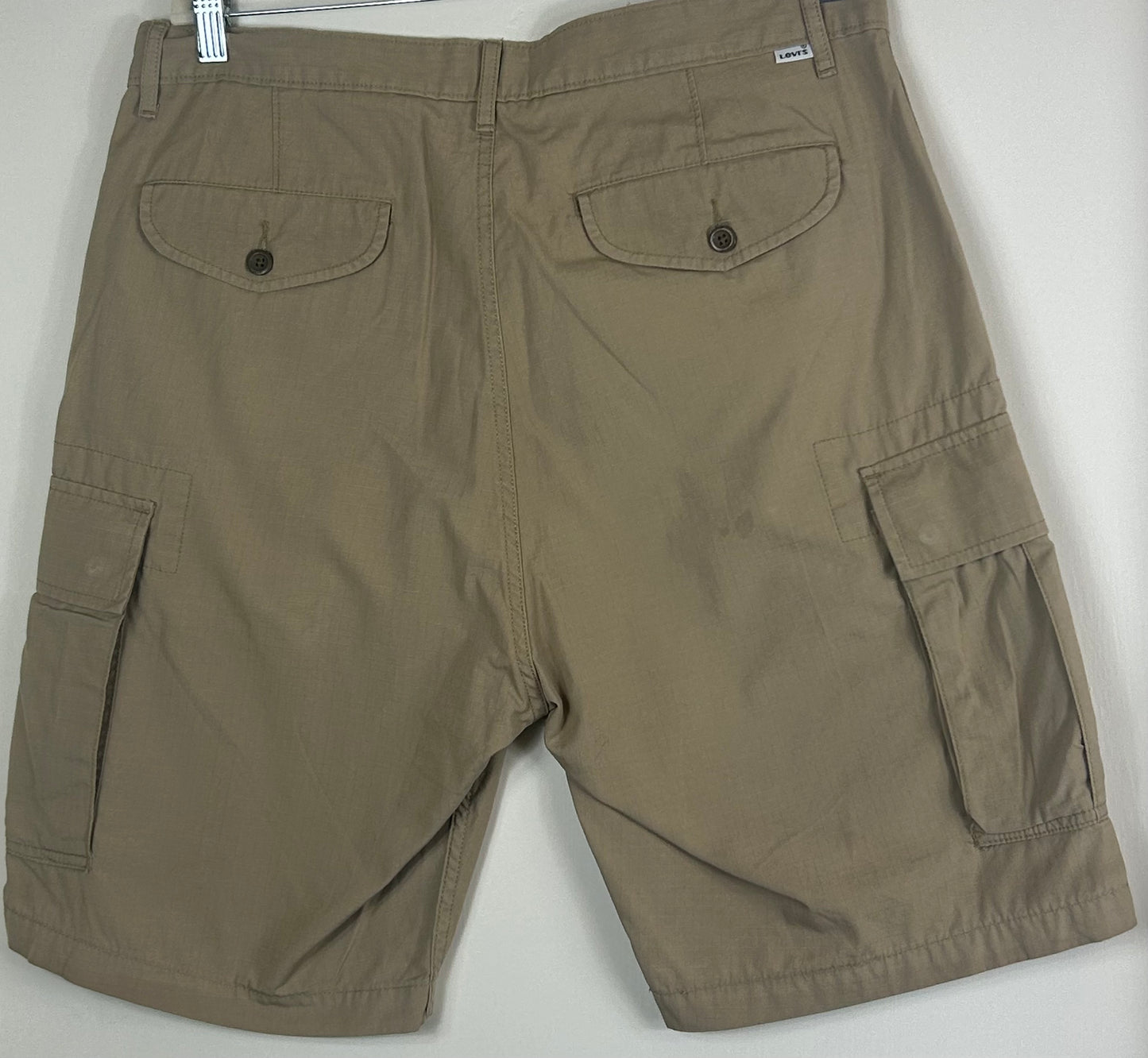 Beige LEVIS Gents Cargo Shorts