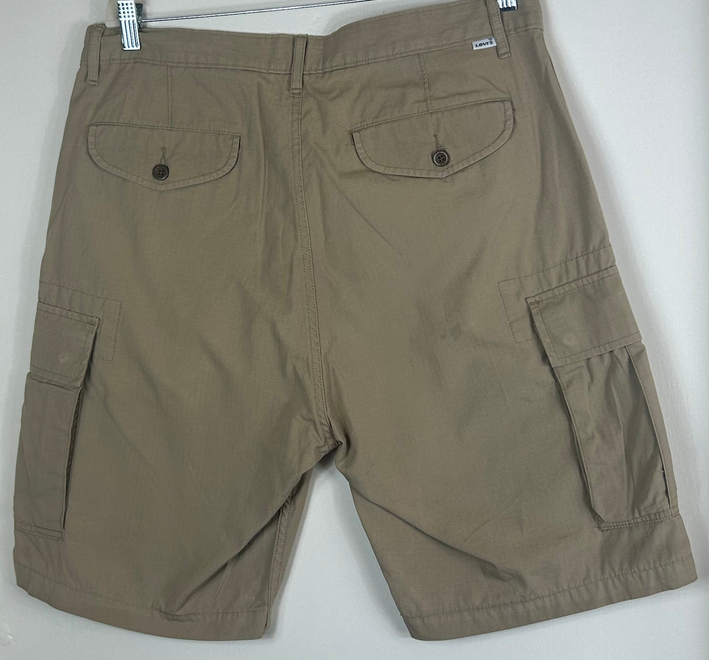 Beige LEVIS Gents Cargo Shorts