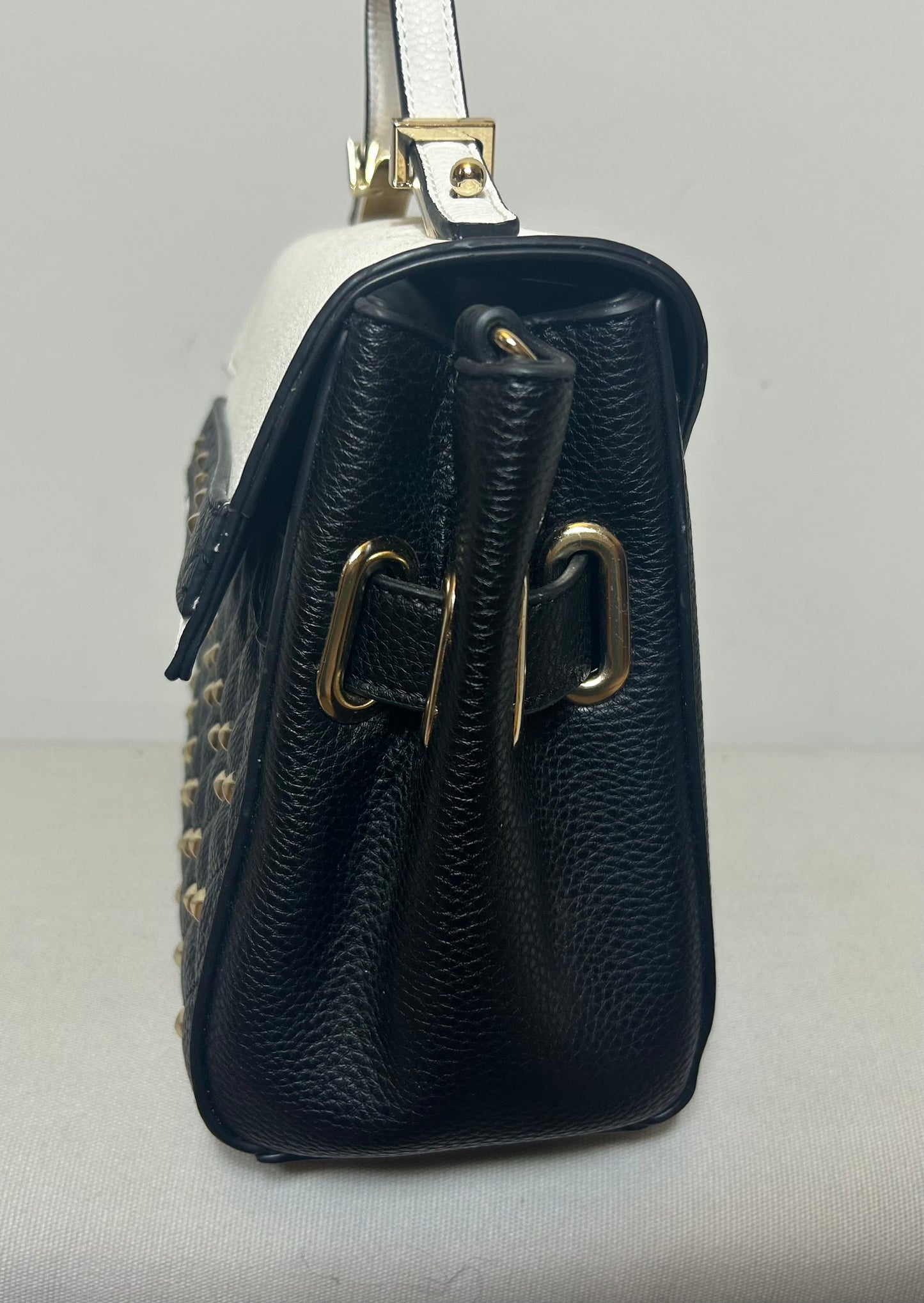 Black & white V by Very Grab Bag