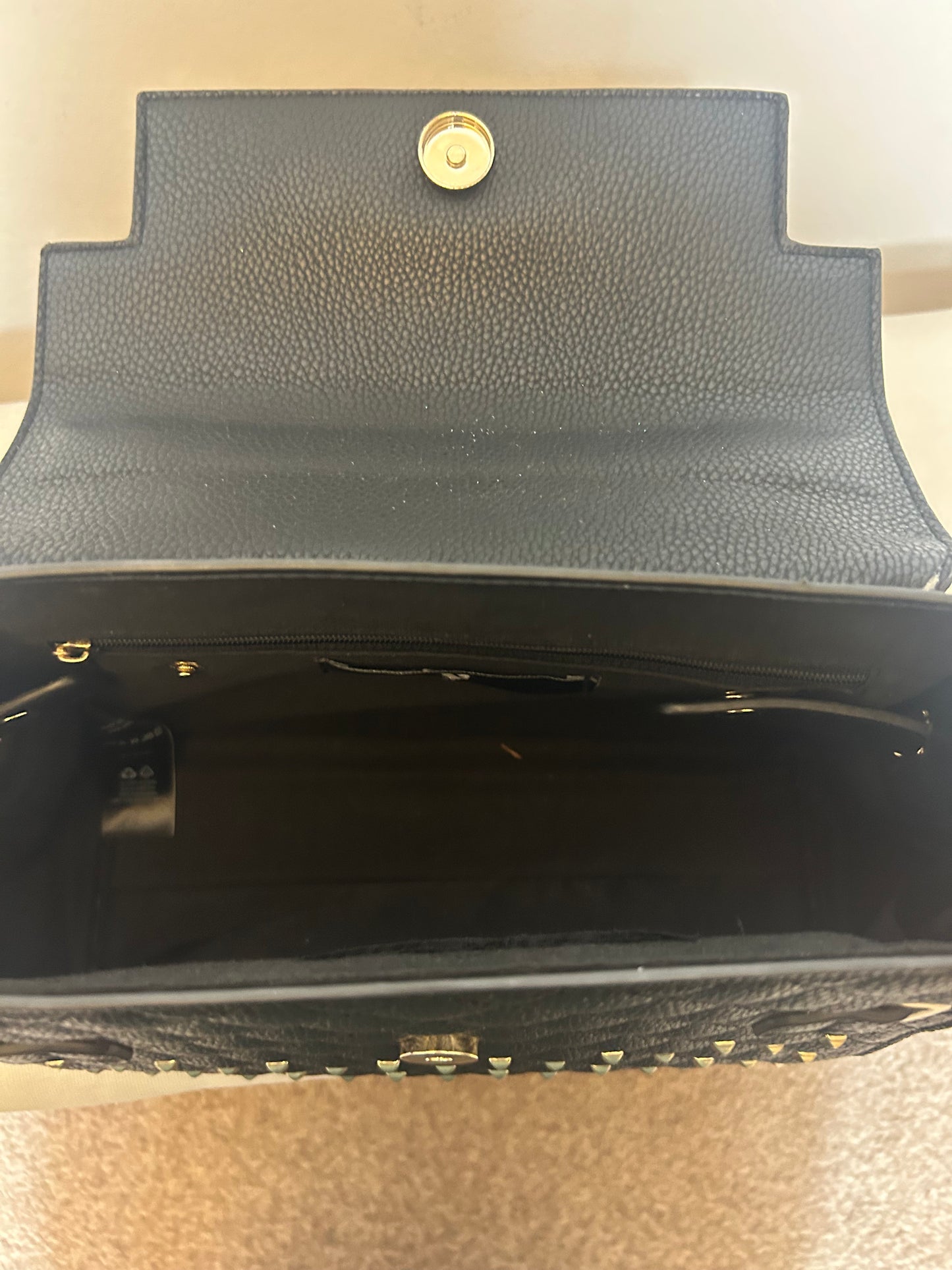 Black & white V by Very Grab Bag