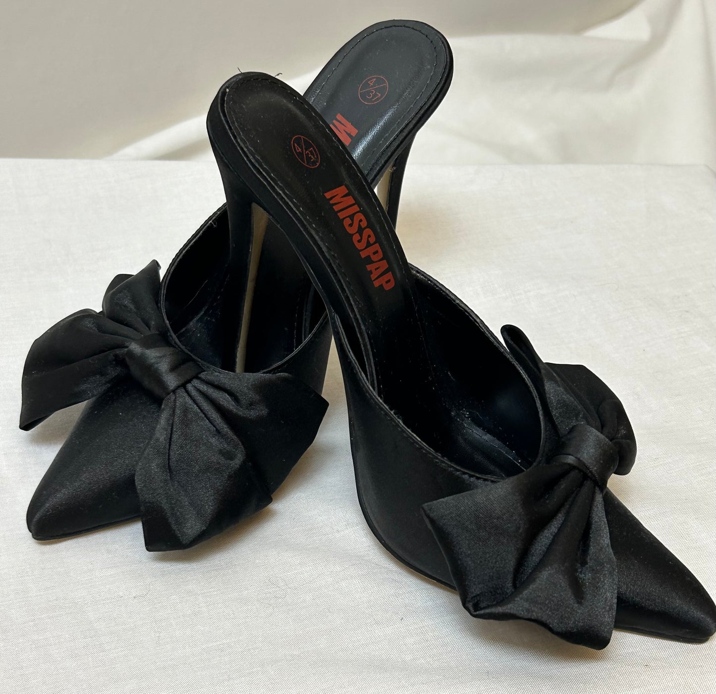 Black Stiletto Evening Shoe with bow