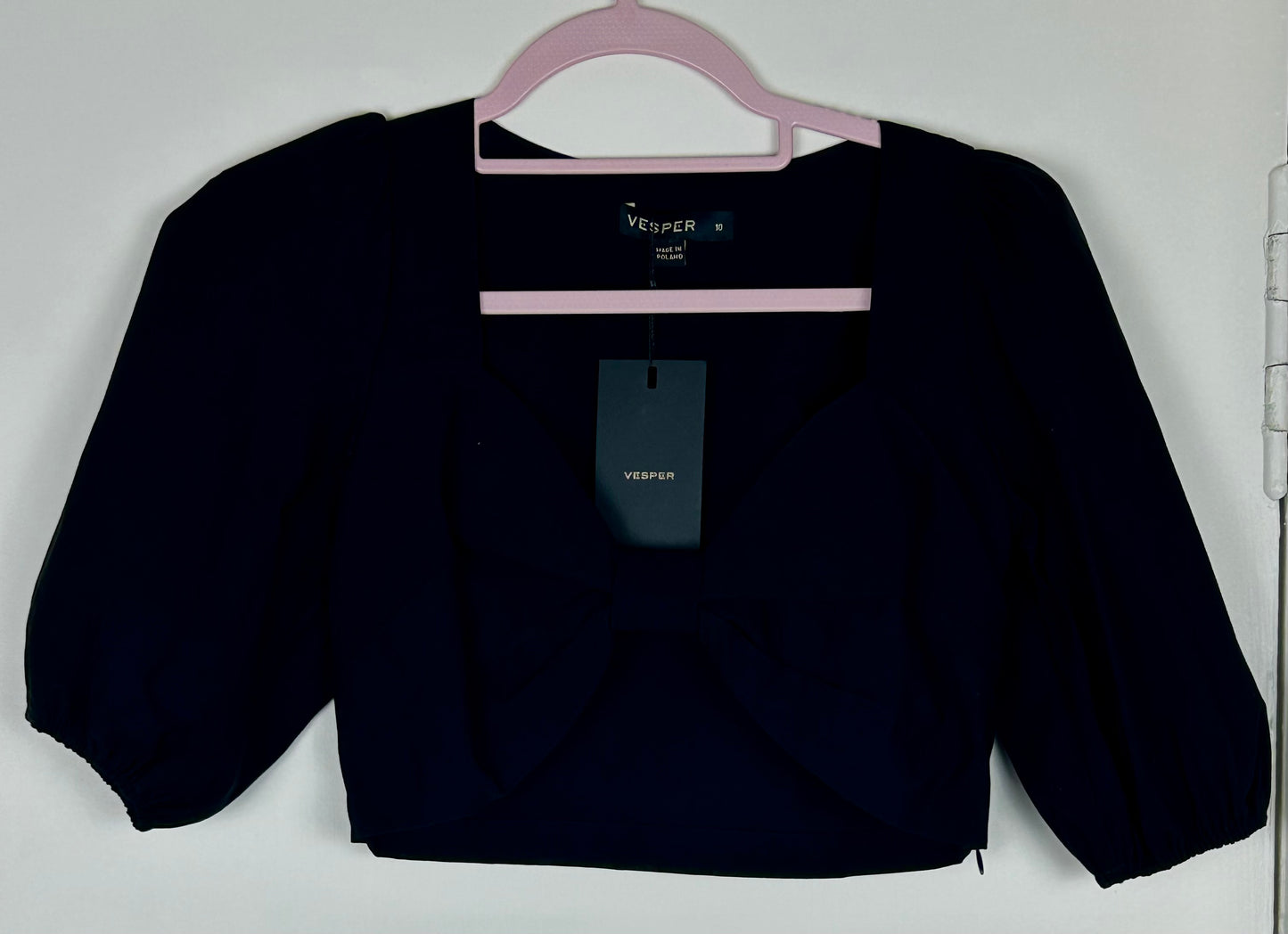 Black short top with short puffed sleeves